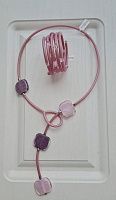 Картинка колье enzo benzo cravatta pink от интернет магазина Прибалтийский трикотаж колье enzo benzo cravatta pink от интернет магазина Прибалтийский трикотаж